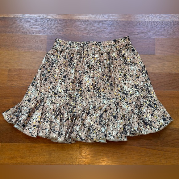 NWOT - Pink Lily- Black/Taupe/Gold Ruffle Mini Skirt - Picture 5 of 5